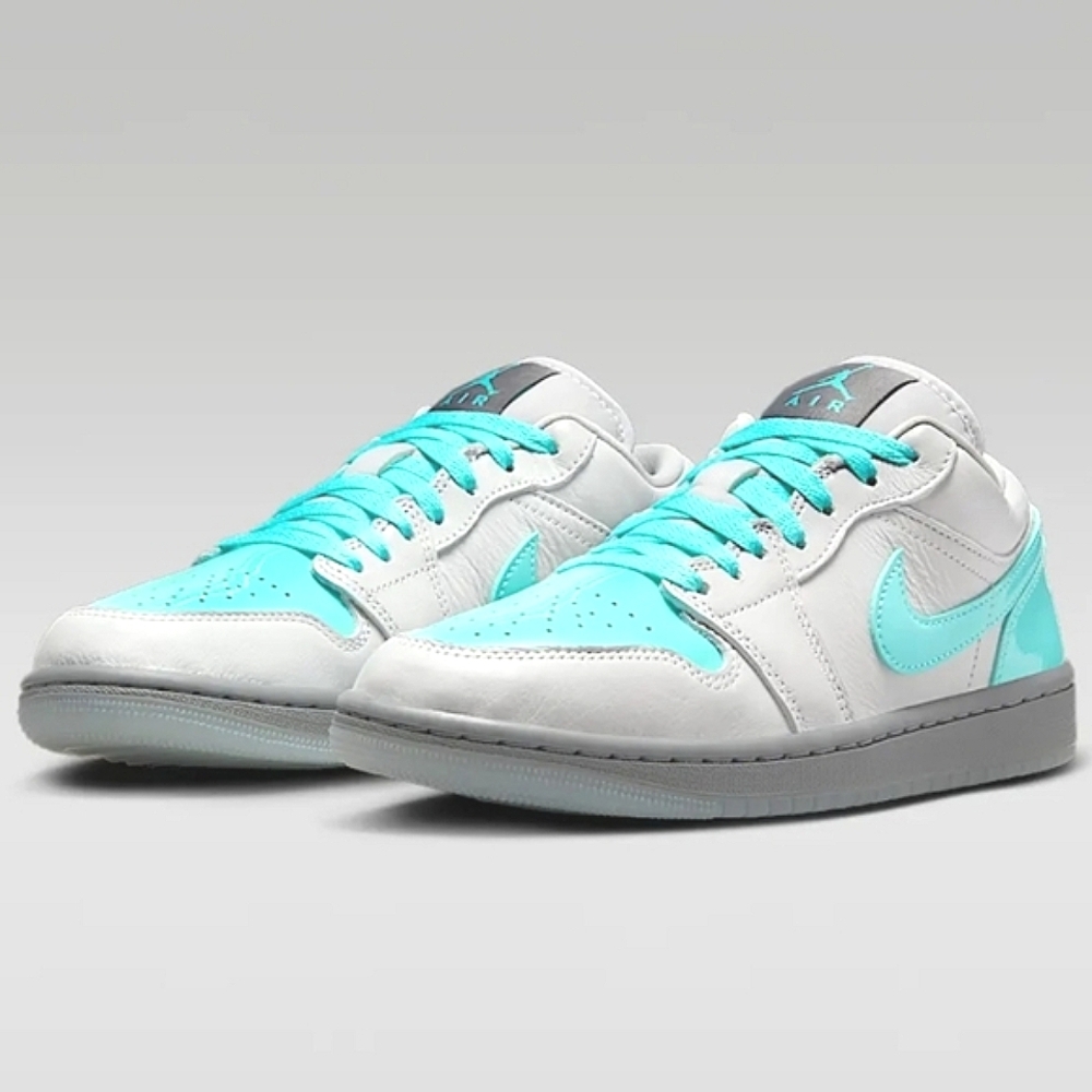 BRAND NEW AIR Jordan 1 Low SE - Picture 12 of 13